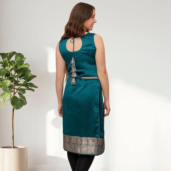 Dark Green Luxurious Silk Kurta | Muvvas Boutique - Picture 5 of 5
